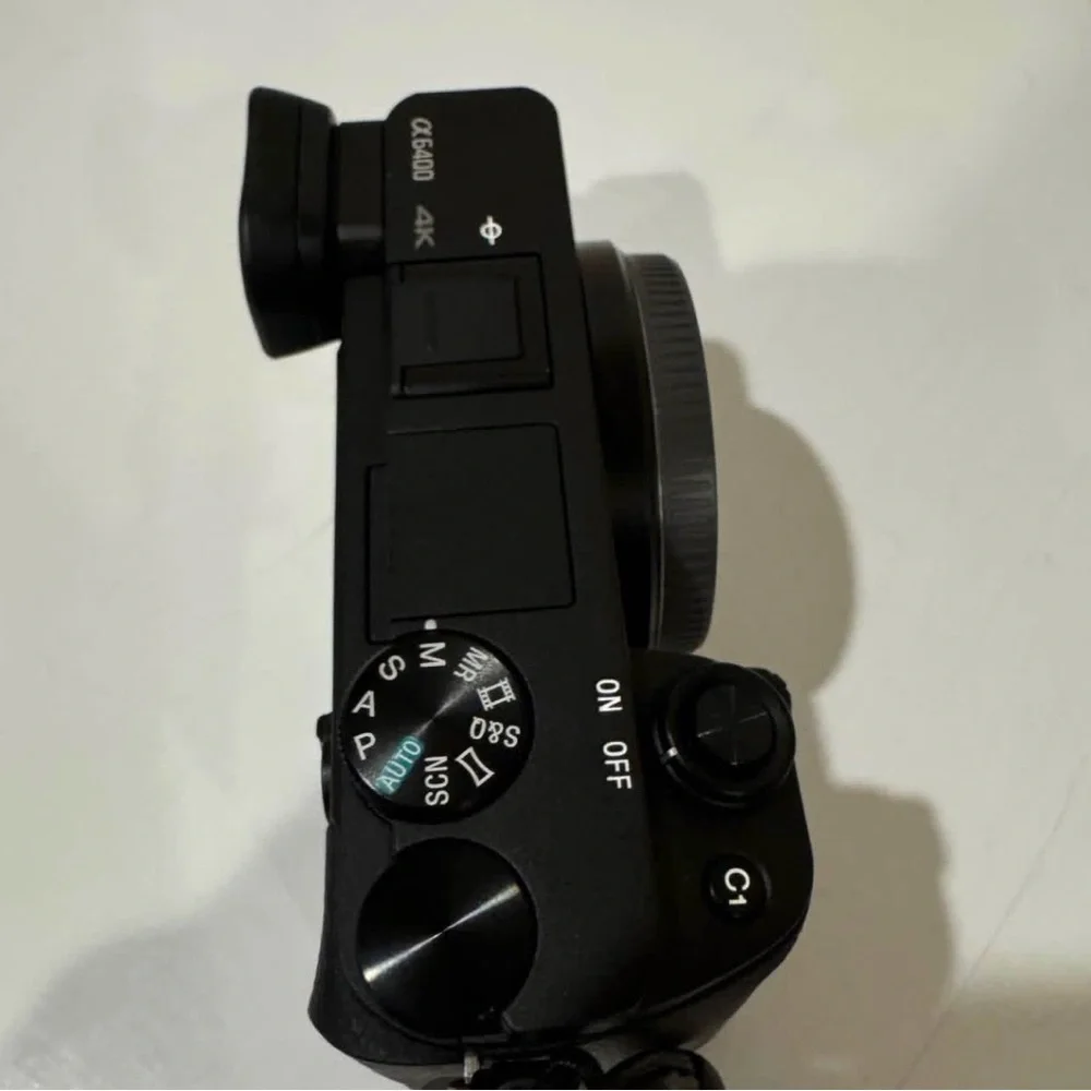 Sony a6400 with Black Display